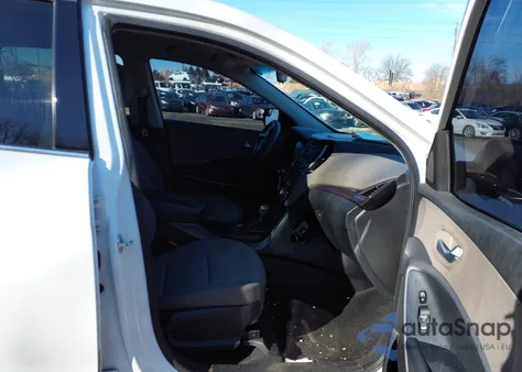 2018 Hyundai Santa Fe Sport 2.4L z USA, uszkodzony, nr VIN 5NMZTDLB7JH105770